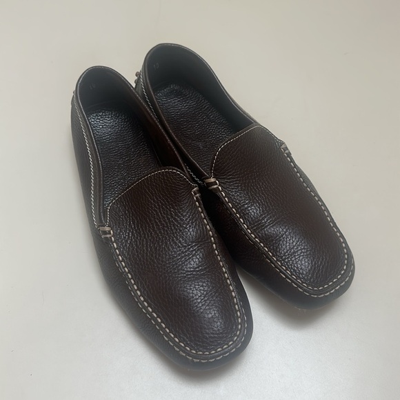 TOD’S LEATHER FLATS Size 10 - Picture 2 of 15